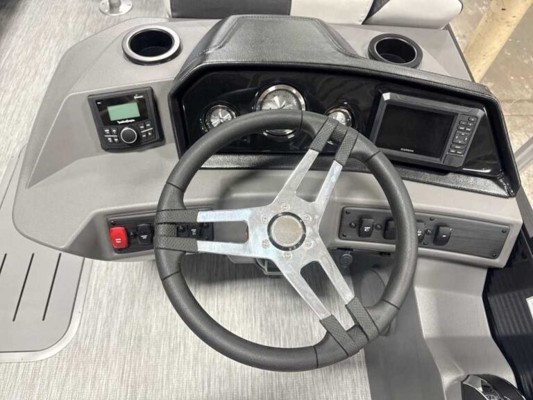 2026 Bennington 22SSB - SPS - SPECIAL PACKAGE US-ETWS7217G526 [photo 3]